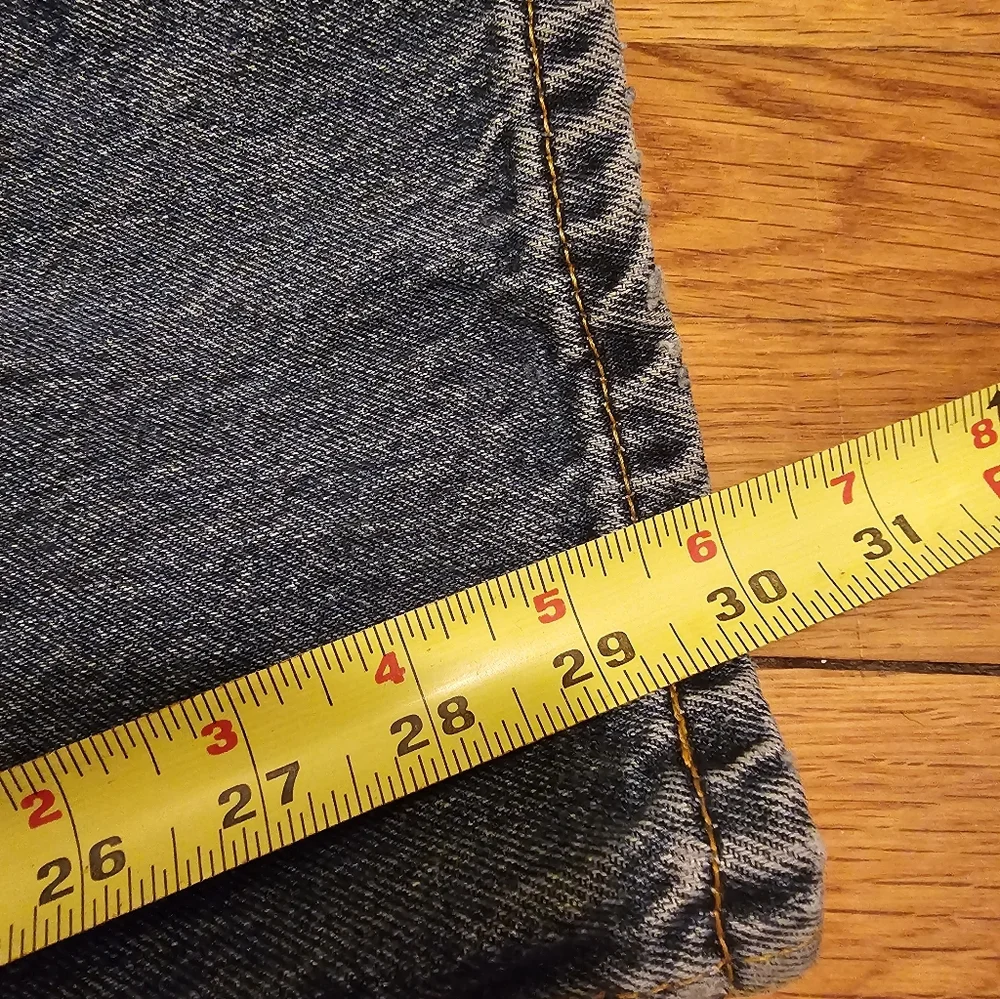 Levis pre loved